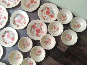 Dinner Set of 27 Pcs With 2 Serving Bowl Lid