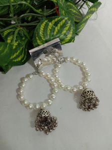 White Pearl Earrings (Women&#39;s)