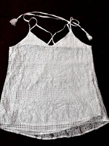 sleeveless top