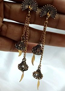 Vintage Style Swan Drop Earrings