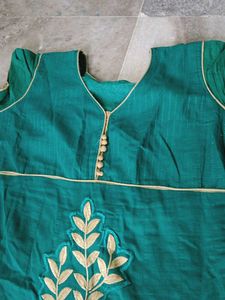 Elegant Green Floral Anarkali Kurta