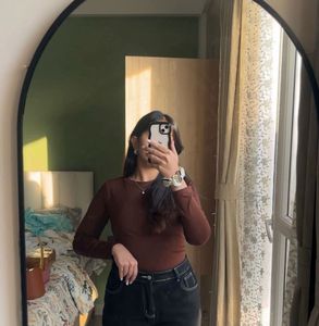 NEWME Fitted Top
