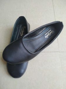 Matt Black women's ballet flats ❤️
