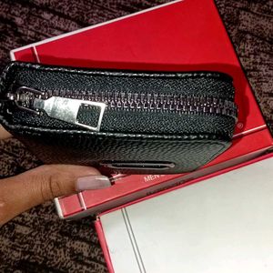 Levi&#39;s Men&#39;s Wallet - New in Box