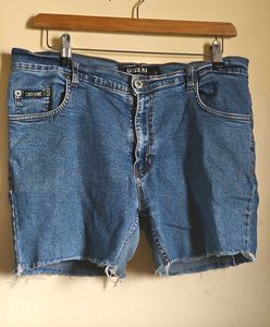 BOGO🎁Buy One Get 1 Free🎁Denim Shorts 38 inches