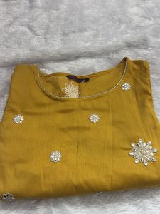🔥Embroidered Mustard Tunic Kurti 🔥