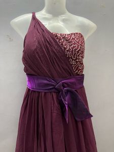 Elegant Purple Padded One-Shoulder Gown