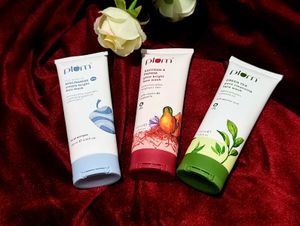 Plum Goodness Facewash... 170/-