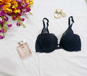 🇳🇿💫 Black Colour Heavy Paded Bra