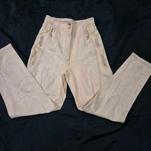 Embroidered High-Waisted Jeans/korean pants