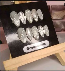 Press On Nails