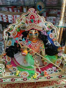 8no Laddugopal Complete Set