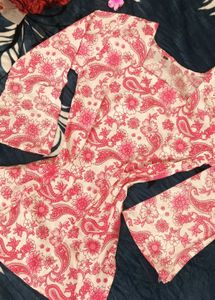 Floral Print kurti With Free Gifts😍