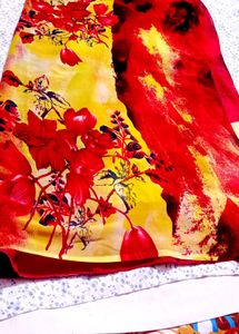 Elegant Floral Saree 2