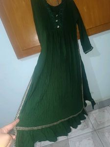 Nyra Cut Kurti Pant 1 Kurta Free