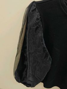 New forever 21 Chic Black Top