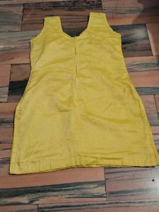 Yellow Kurta For Girls And Women Size Issues