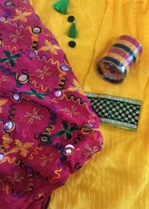 3 COMBO (KURTI, BANGLES, DUPATTA)