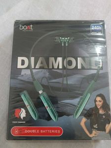 Boat Earphones with extra battery