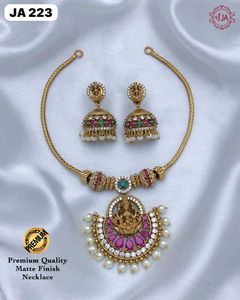 Elegant Necklace Set