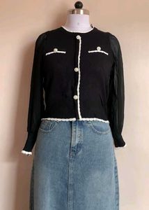 Chic Black Cardigan