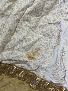 Elegant White Embroidered Kurta