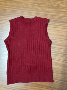 maroon fitted stretchable top