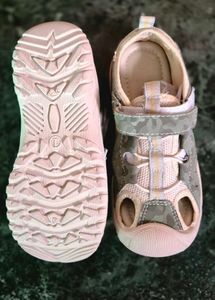 New Boys Clog Sandal In Size 1
