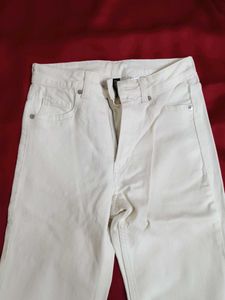 H&amp;M off white Flared Denim Jeans