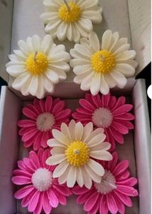 Floating Daisy Fragnance Candle(8 Pcs)