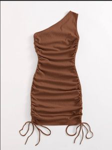 Chic Brown One-Shoulder Dress