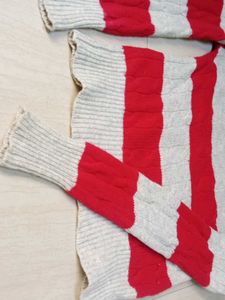 Comfortable Red &amp; Grey Pure Wool Sweater