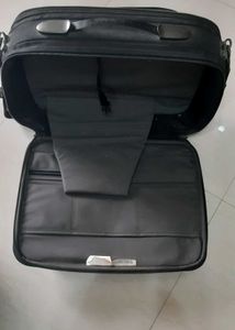 Samsonite unisex zipper Briefcase / laptop bag