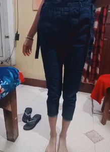~Capri Jeans~ Denim Pants.