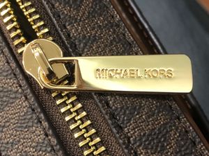 Michael Kors Jet Set Handbag