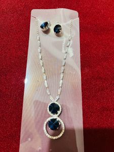 Elegant Jewelry Set new with tag