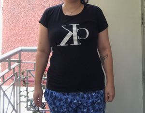 Black Round Neck T-shirt