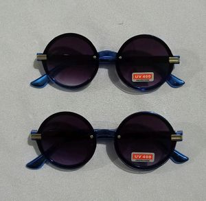 2 Sunglasses
