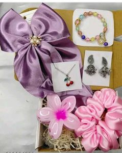 Jewelry &amp; Accessories Gift Set