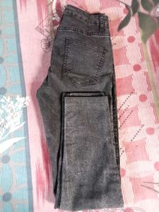 Black slim fit jenes