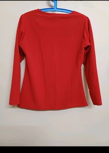 🎄🎄Red Top 🖤♥️