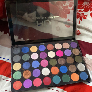 eyeshadow palette
