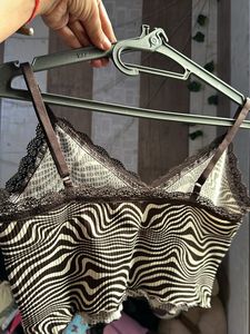 h&amp;m top