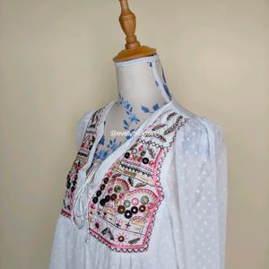SHEIN Embroidered Top