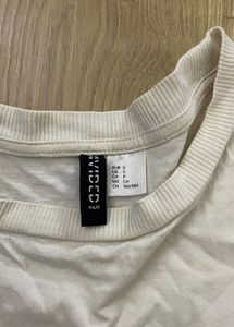H&amp;M White Graphic Tee