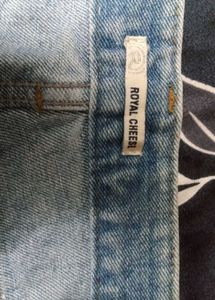 A Beautiful Short Denim Skirt!!