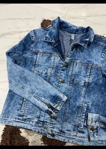 DENIM JACKET