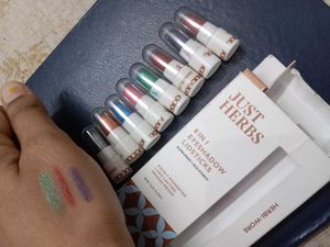 Just Herbs 8 In 1 Eyeshadow Sticks
