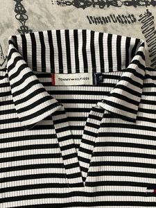 Crop Tshirt Black And White