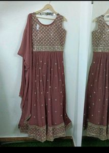 HEAVLY WORKED WEDDING GOWN WITH DUPATTA